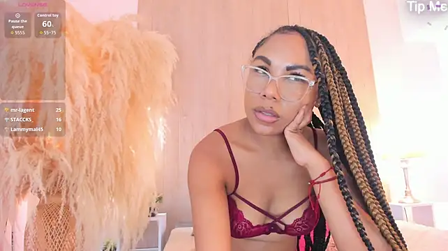 Erikaamore stripchat live cam model