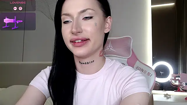 JenniferQueen11 stripchat live cam model