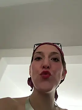 Phattpinktaco stripchat live cam model
