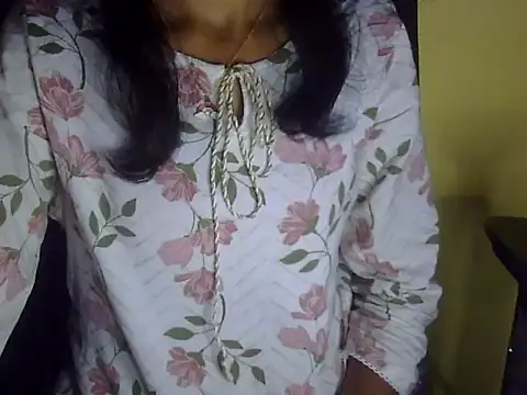 Khushi_ve stripchat live cam model