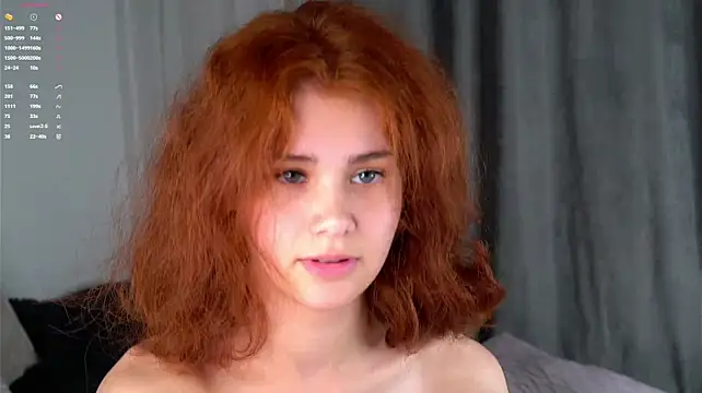 YettaCalabria stripchat live cam model