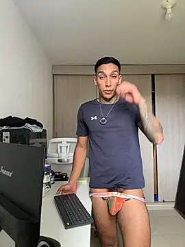 sendfer stripchat live cam model