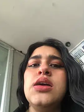 Crystaldarliing_ stripchat live cam model