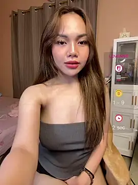 expnsivecandy stripchat live cam model