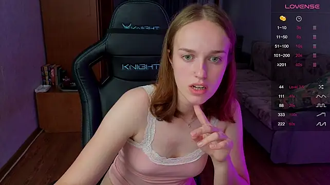 evalusion stripchat live cam model
