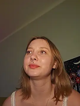 ooopsitscandy stripchat live cam model