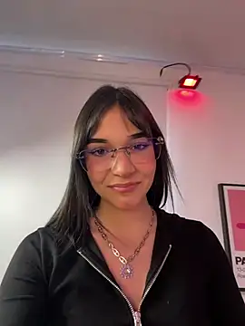ShanelleDupont_ stripchat live cam model