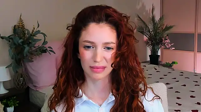 ChristinaConteeree stripchat live cam model