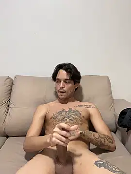 RuffItadori stripchat live cam model