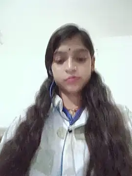 Mohnicute stripchat live cam model