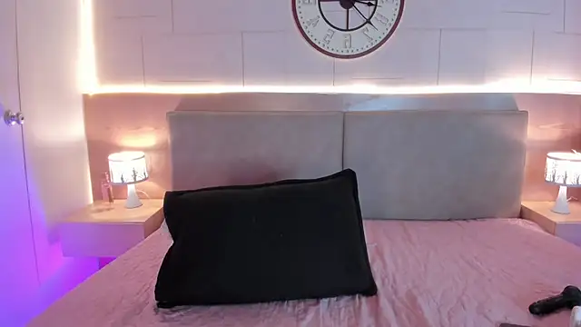 Lana_kalix stripchat live cam model