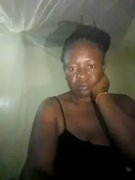 Lluunnaalliigghhtt stripchat live cam model