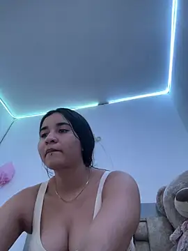 lindssysweet3 stripchat live cam model