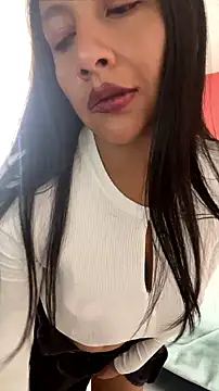 Bamby08 stripchat live cam model