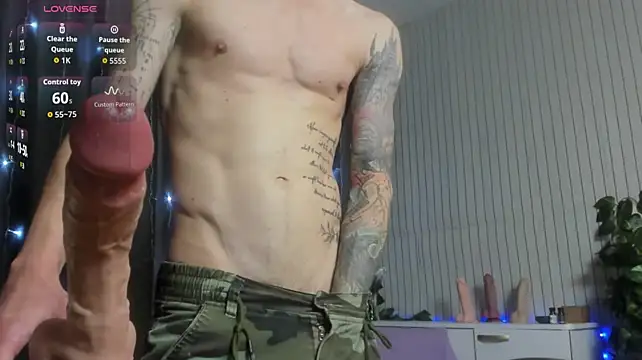 James2Inked stripchat live cam model