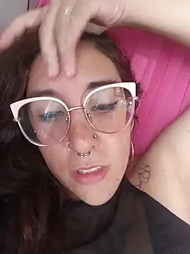 Melinerd stripchat live cam model