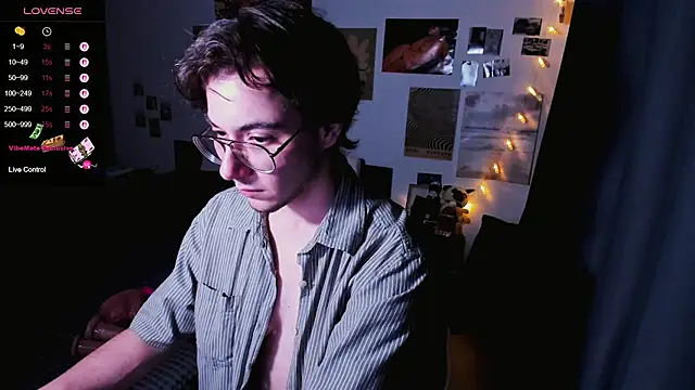 tyler_bergg stripchat live cam model