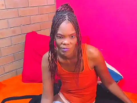 silkyeboni stripchat live cam model