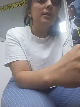 Talejaas stripchat live cam model