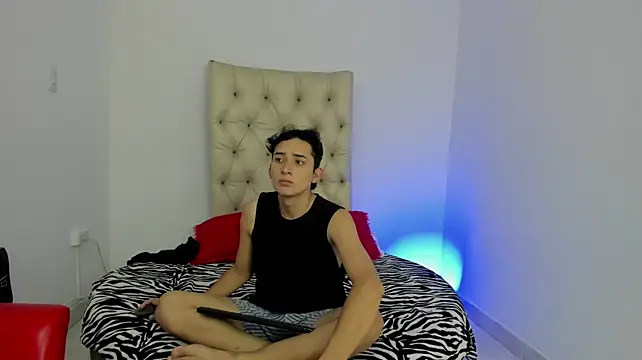 Junior_manuel26_ stripchat live cam model