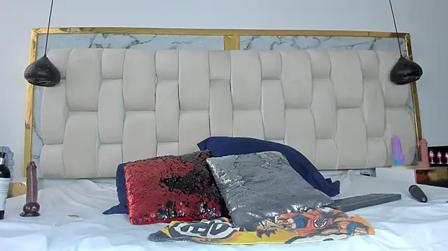 Hanna_lens stripchat live cam model