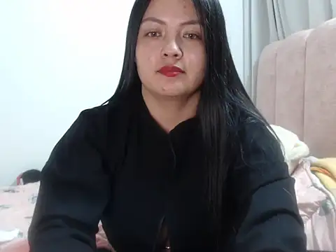 _Sweeteyes stripchat live cam model