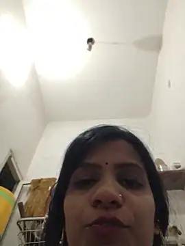khushi_ji00 stripchat live cam model