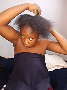 YummyBoobs_ stripchat live cam model