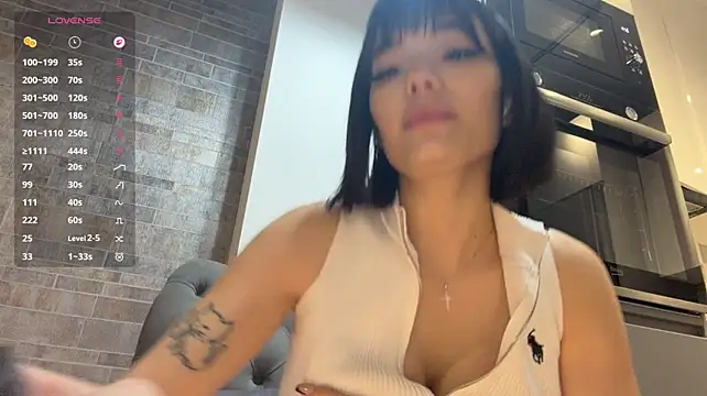 Barbie_Aria stripchat live cam model