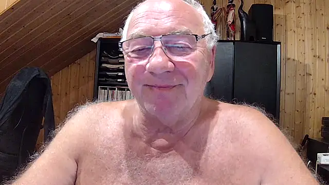 biggandybig stripchat live cam model