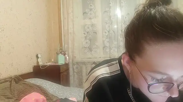 ShanPietig stripchat live cam model