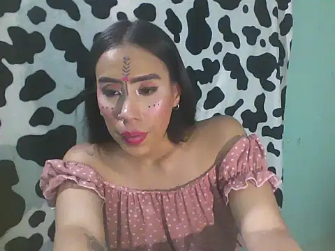 anaisha_isaza stripchat live cam model