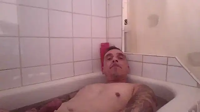 ShiftedSlam stripchat live cam model