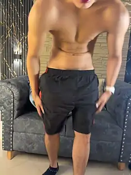 Lander_Cruz stripchat live cam model