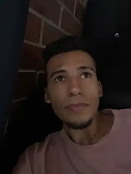 Liam_king23 stripchat live cam model