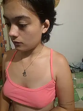 Meeliivee stripchat live cam model