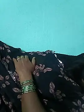 SweetNila_Official stripchat live cam model