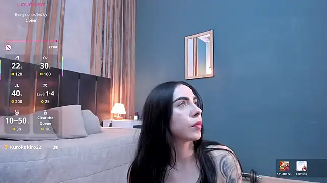 Luna_tagliaferri stripchat live cam model