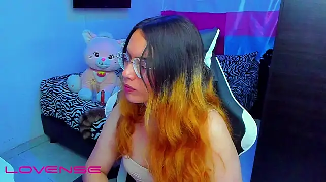 lillykittyyy stripchat live cam model