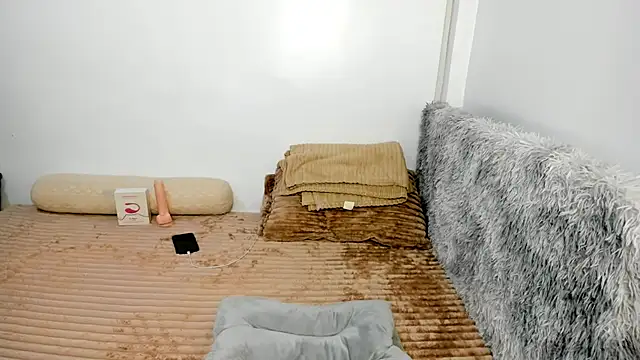 SassyIvanna stripchat live cam model