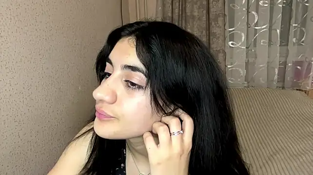 Ledi_Asthik stripchat live cam model