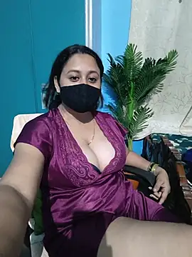 Natasha-143 stripchat live cam model