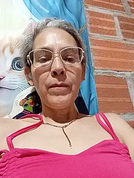 NanitaFun stripchat live cam model