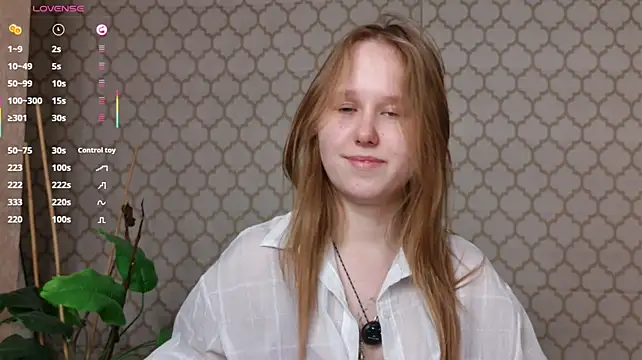 VoidElaris stripchat live cam model