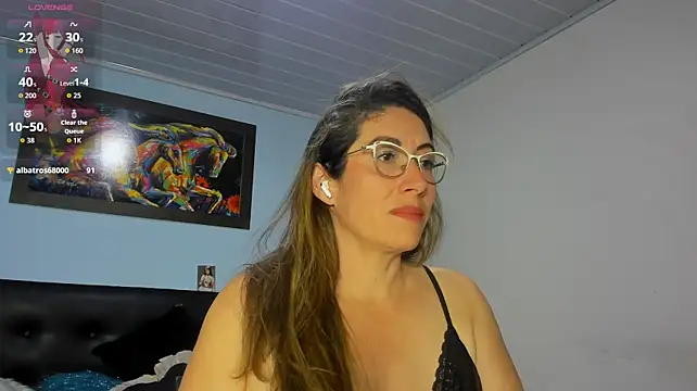 kaylaMinov_ stripchat live cam model