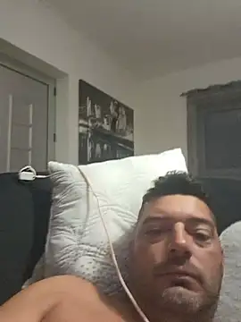 Lopesrt stripchat live cam model