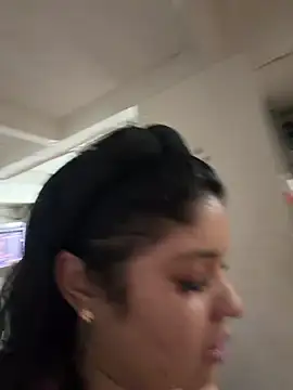 vallitadelvalle stripchat live cam model