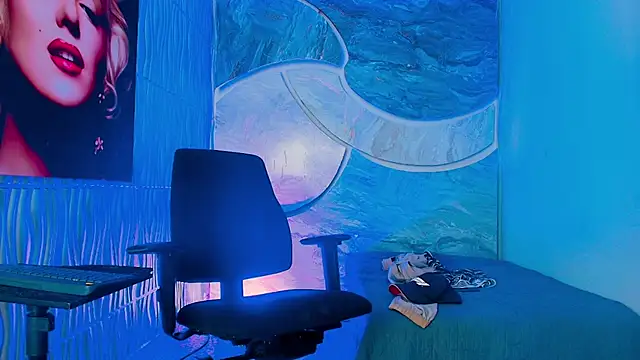 NIO_KLOUDS_ stripchat live cam model