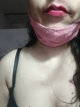 Haniya89 stripchat live cam model