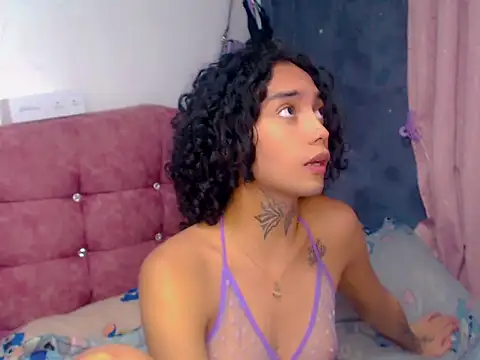 Dary_Bloom stripchat live cam model